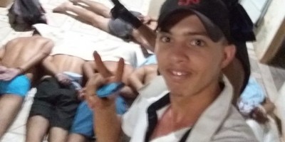 Criminoso que fez self com vítimas amarradas durante assalto é preso em Porto Velho
