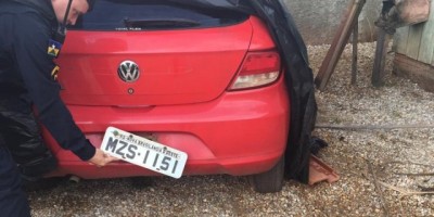 Após denúncia anônima, veículo furtado é recuperado pela Polícia Militar em Espigão do Oeste