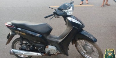Policiais Militares de Santa Luzia e São Felipe recuperam moto furtada
