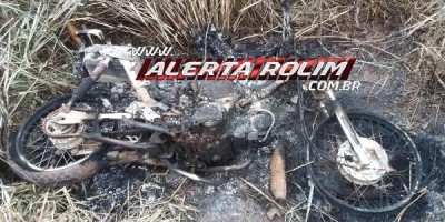 Rolim de Moura – Motoneta furtada no ultimo dia 08 é encontrada completamente queimada em terreno baldio no Bairro Boa Esperança 