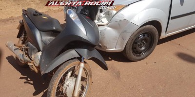Rolim de Moura – Após desviar de cachorro, motociclista se choca frontalmente contra carro no Bairro Jardim Tropical 