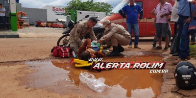 Rolim de Moura – Vítima de acidente de trânsito é socorrida pelos bombeiros com suspeita de fratura em uma das pernas - Video  