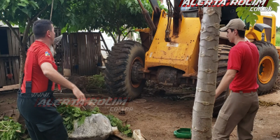 Rolim de Moura – Cavalo morre após cair em fossa com tampa de madeira e bombeiros são acionados – Assista ao vídeo da retirada do animal