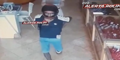 Rolim de Moura – Bandido armado com revólver efetua roubo em joalheria no Centro da cidade; assista ao vídeo da ação criminosa 