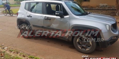 Acidente de trânsito é registrado no cruzamento da Avenida Goiânia com Rua Guaporé em Rolim de Moura