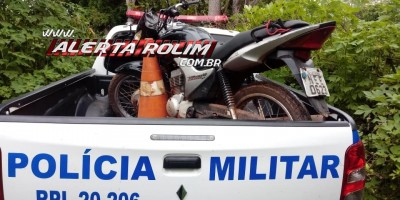 Moto furtada durante essa madrugada acaba de ser recuperada pela Polícia Militar, em Rolim de Moura