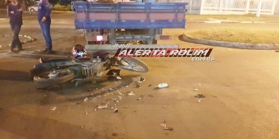 Mulher bate moto em carroceria de caminhão em Rolim de Moura; este foi o terceiro acidente registrado nesta segunda-feira