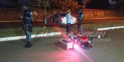 Acidente de trânsito envolvendo carro e moto nesta noite de segunda-feira resultou em uma pessoa ferida Rolim de Moura 