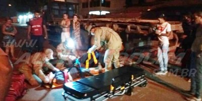 Mototaxista, em horário de folga, fica ferido após colidir na traseira de caminhão estacionado em Rolim de Moura