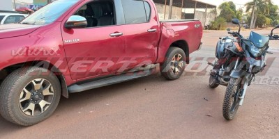 PM registra colisão entre moto e caminhonete nesta segunda-feira em Rolim de Moura