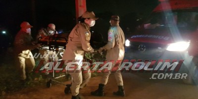 Homem é encontrado desacordado na via e sua moto localizada dentro de rio em Rolim de Moura