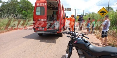 Colisão traseira nesta manhã de domingo na RO 010 resultou em um ferido em Rolim de Moura