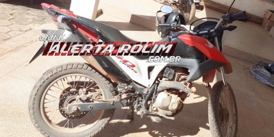 Utilizando moto furtada em Rolim de Moura, ladrões roubam Bros na linha 176, caem durante a fuga e se escondem em mata
