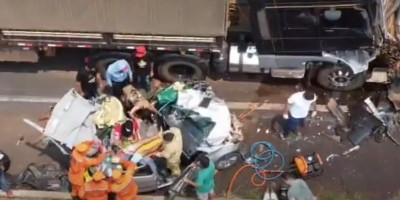 Veja o vídeo do resgate do policial militar que se envolveu em acidente próximo a Pimenta Bueno