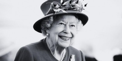 Morre a rainha Elizabeth II, aos 96 anos, na Escócia
