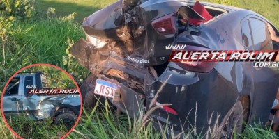 Violenta colisão foi registrada entre dois carros na RO 383 em Rolim de Moura