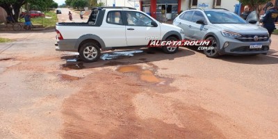 Terceiro acidente de trânsito do dia envolveu dois carros no bairro Boa Esperança em Rolim de Moura 