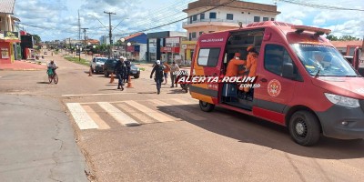 Colisão entre carro e moto deixou uma pessoa ferida neste domingo em Rolim de Moura