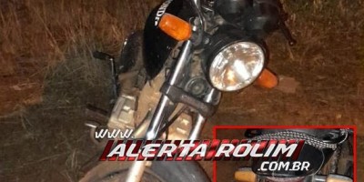 PM localizou moto furtada escondida em casa abandonada no Jardim Tropical em Rolim de Moura 
