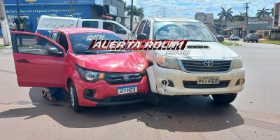 Colisão entre dois carros foi registrada nesta manhã de sábado em Rolim de Moura 