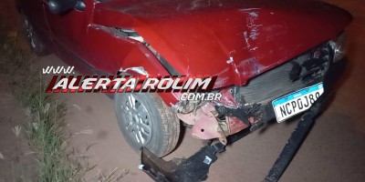 No sexto acidente de trânsito deste sábado, motorista de carro bateu em caminhão estacionado no Cidade Alta em Rolim de Moura