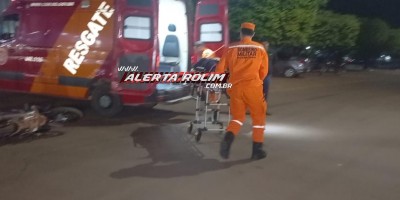 Colisão entre moto e carro deixou mulher ferida nesta noite em Rolim de Moura