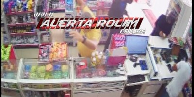 Dupla armada efetuou roubo em farmácia nesta tarde, em Rolim de Moura; veja o vídeo 