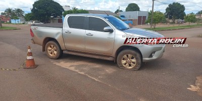 Acidente de trânsito envolvendo Biz e caminhonete deixou mulher ferida nesta tarde, em Rolim de Moura 