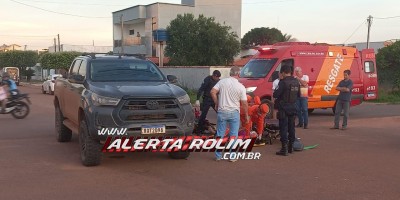 Mulher sofreu trauma de crânio e fraturou uma das pernas em grave acidente de trânsito nesta tarde, em Rolim de Moura
