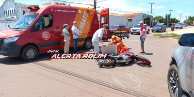Acidente envolvendo moto e caminhonete deixou uma pessoa ferida nesta manhã, em Rolim de Moura
