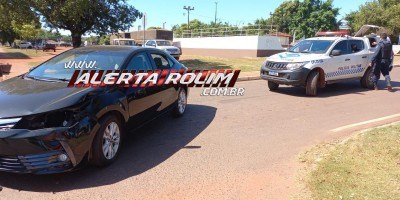 PM registrou colisão entre carro e moto que deixou uma pessoa ferida nessa manhã, em Rolim de Moura