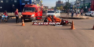 Primeiro acidente de trânsito do dia deixou dois feridos no Centro de Rolim de Moura