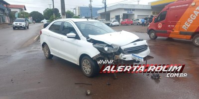 Acidente de trânsito foi registrado no cruzamento da Rua Tocantins com Av. 25 de Agosto, em Rolim de Moura