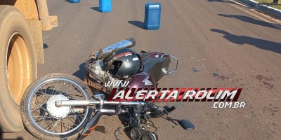 Motociclista foi socorrido em estado grave após bater na traseira de reboque no bairro Cidade Alta, em Rolim de Moura