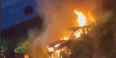 Vídeo - Grave acidente na BR-364 deixa veículo em chamas durante a madrugada próximo a Casa da Uva