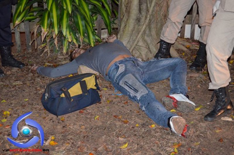 Ji-Paraná - Homem é morto a tiros de escopeta no Bairro União II Ji-Paraná - Homem é morto a tiros de escopeta no Bairro União II