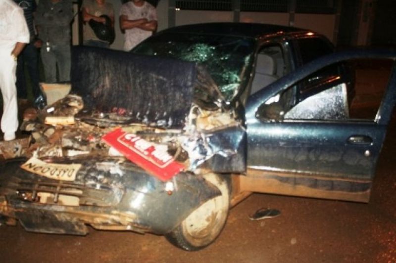 Vilhena -HOMEM QUE AMEAÇOU PULAR DE TORRE NO EMBRATEL,PERDE A VIDA APÓS BATER SEU CARRO DE FRENTE COM CARRETA Vilhena -HOMEM QUE AMEAÇOU PULAR DE TORRE NO EMBRATEL,PERDE A VIDA APÓS BATER SEU CARRO DE FRENTE COM CARRETA