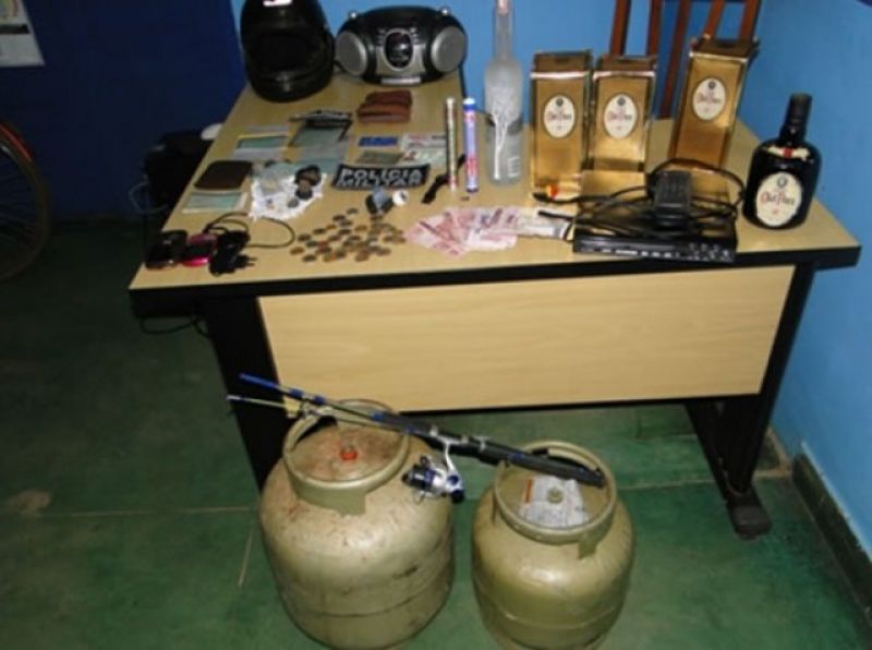 Alta Floresta - Polícia Militar em Alta Floresta D Alta Floresta - Polícia Militar em Alta Floresta D