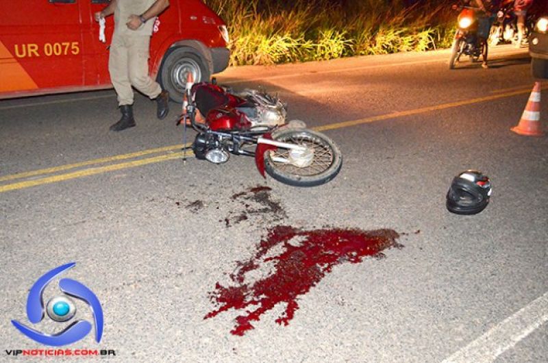 Ji-Paraná – Ji-Paraná - Motociclista causa acidente e fica gravemente ferido - Fotos Ji-Paraná – Ji-Paraná - Motociclista causa acidente e fica gravemente ferido - Fotos