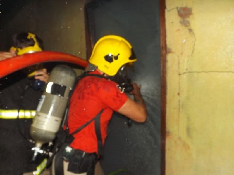 Rolim De Moura – Incêndio em residência no bairro Olímpico Rolim De Moura – Incêndio em residência no bairro Olímpico