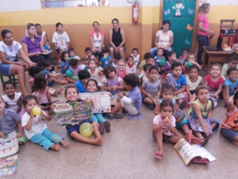 Rolim de Moura –  Desbravadores e Detran se unem para educar crianças em Rolim de Moura Rolim de Moura –  Desbravadores e Detran se unem para educar crianças em Rolim de Moura