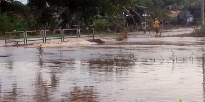 Alta Floresta -  Chuva forte causa enchente 