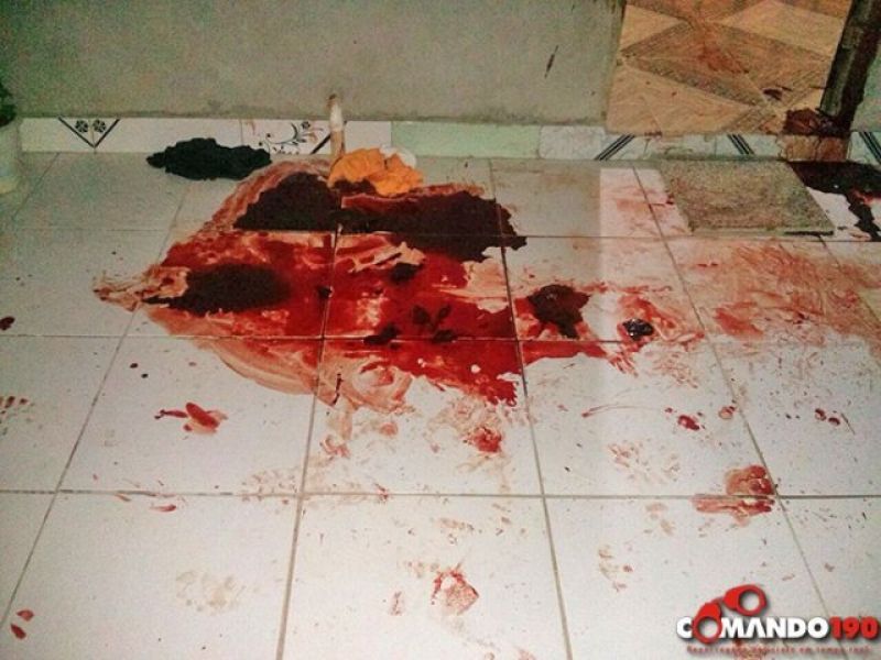 Ji-Paraná - Briga por ciúmes termina com uma pessoa morta a facadas Ji-Paraná - Briga por ciúmes termina com uma pessoa morta a facadas