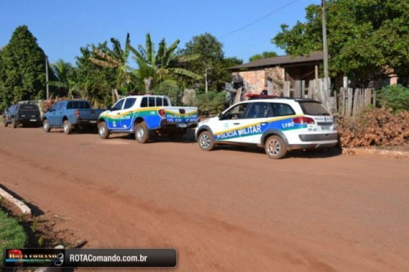 São Francisco do Guaporé - Policia Militar e Policia Civil compre mandado de busca em duas residencia e apreendi munições e drogas São Francisco do Guaporé - Policia Militar e Policia Civil compre mandado de busca em duas residencia e apreendi munições e drogas