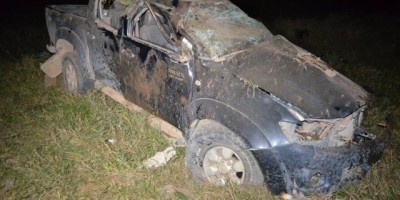 Trágico acidente na BR-364 deixa duas vítimas fatais e cinco feridas Trágico acidente na BR-364 deixa duas vítimas fatais e cinco feridas