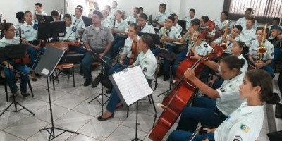 Rolim de Moura – Orquestra Sinfônica da Polícia Mirin realiza primeiro concerto didático