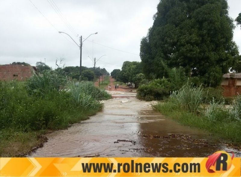 Rolim de Moura –  Forte chuva causa cheia nos rios castiga moradores em alguns pontos 