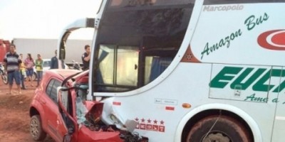 BR-364 - Acidente com Ônibus e Automóvel resulta em uma vítima fatal próximo a Rondonópolis - MT BR-364 - Acidente com Ônibus e Automóvel resulta em uma vítima fatal próximo a Rondonópolis - MT