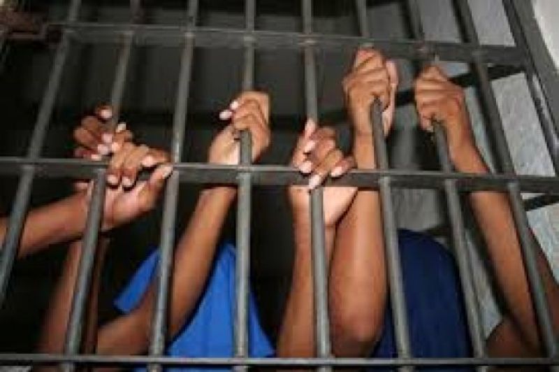 Rolim de Moura – DEAM cumpre dois Mandados de Busca e Apreensão de menores infratores Rolim de Moura – DEAM cumpre dois Mandados de Busca e Apreensão de menores infratores