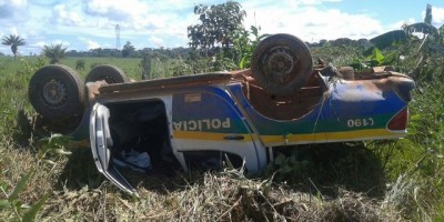 Porto Velho - Acidente com viatura do 6º BPM na BR 364 deixa policial ferido Porto Velho - Acidente com viatura do 6º BPM na BR 364 deixa policial ferido